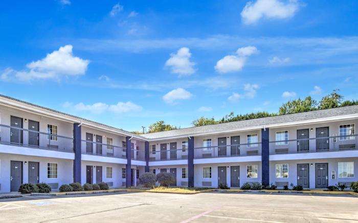 Heights Inn by Townhouse Harker Heights/Killeen