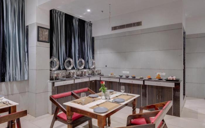 Hotel Apricot One - Udaipur