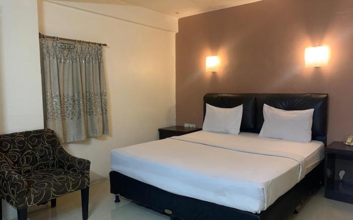 Grand Populer Hotel Deluxe King by millpro