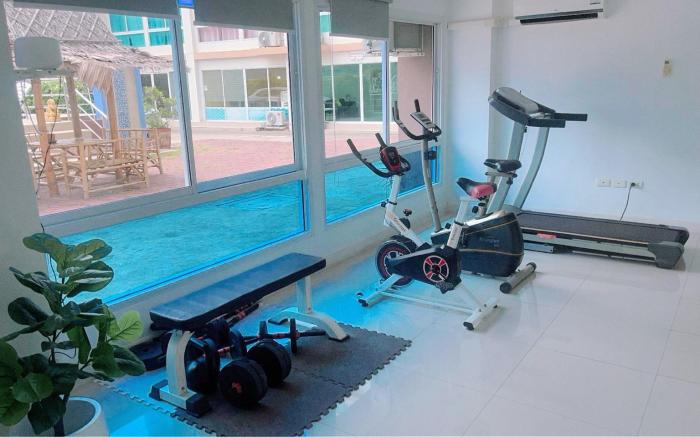 Bangsaray Beach Condo (B220) บางเสร่ บีช