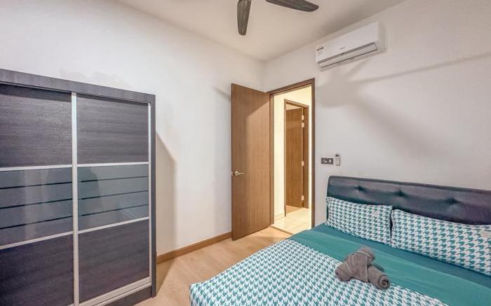 Starry x 3Bedroom High Floor + Pool View+Netflix