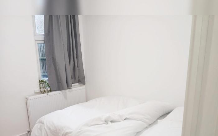 3 bed house in London,  Harrow