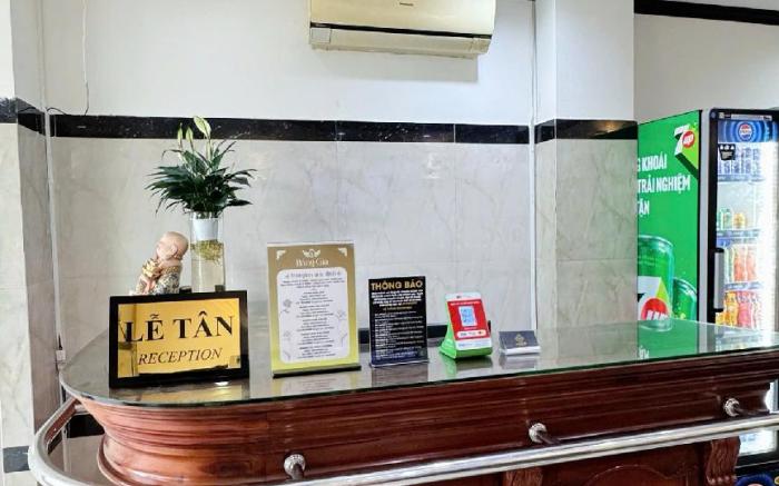 Victory Hotel 153-155