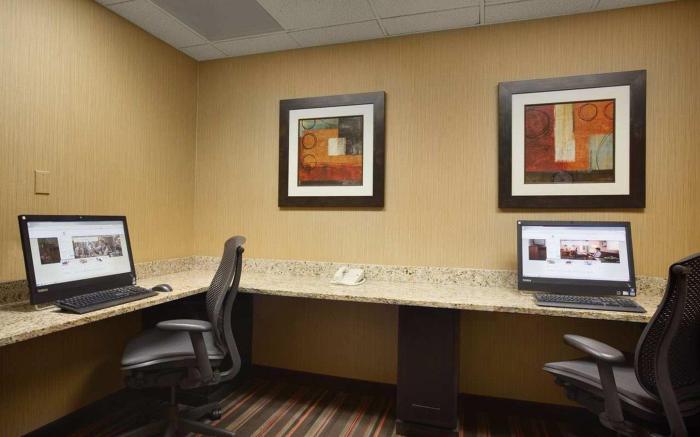 Embassy Suites by Hilton Phoenix Tempe