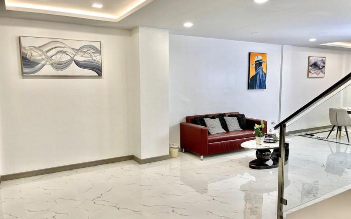 邻家小墅C2泳池别墅 近中天海滩 市中心 航站楼 步行街 唐人街