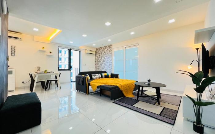 Trefoil Setia Alam by DeUrban TFC2210