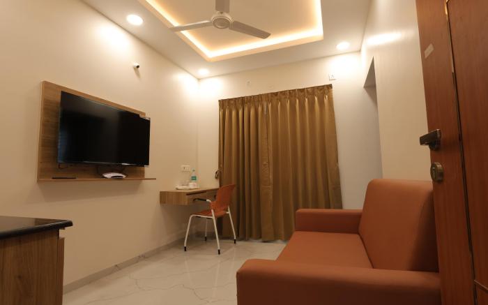 Rohaan Elite stays by UPAR