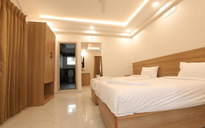 Rohaan Elite stays by UPAR