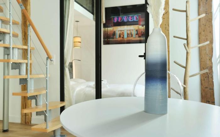 Superb Apartment Le Marais Center of Paris