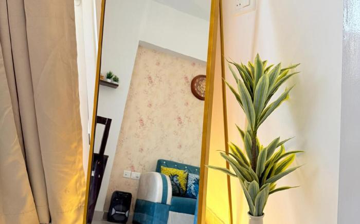 Luxury Harbor | 24/7 Pool | Mall | Metro