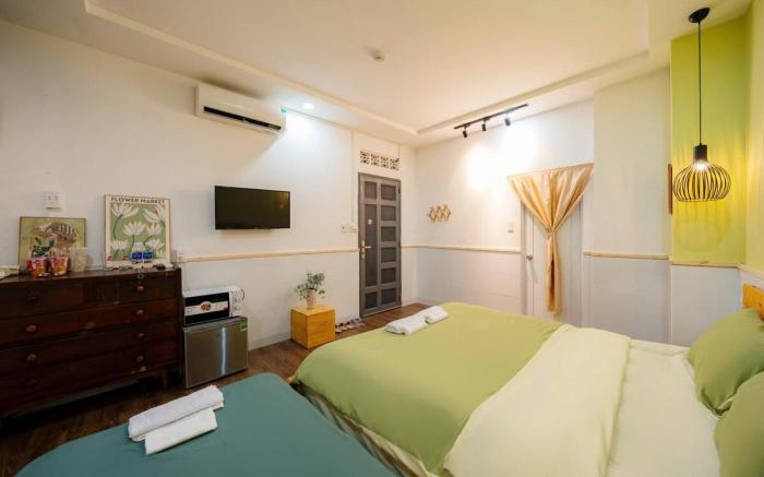 2-bed apartment - Bui Vien district 1