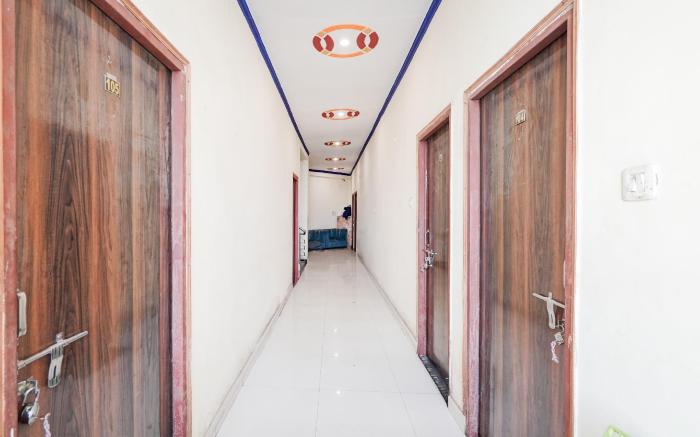 SPOT ON M L Paying Guest House