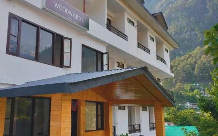 Woodward 2 by 4 Wildflower