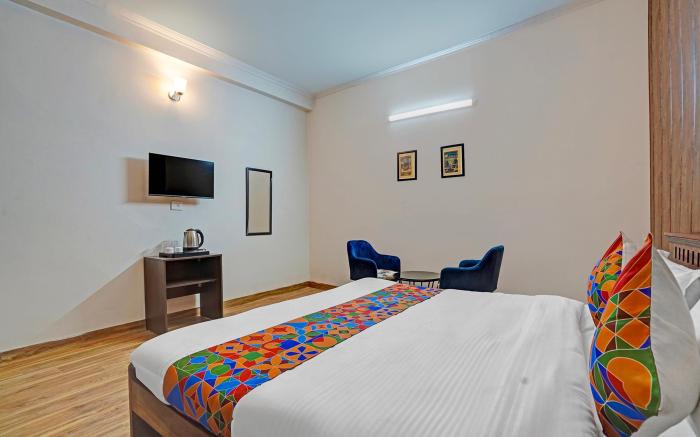 FabHotel Hazel Town House