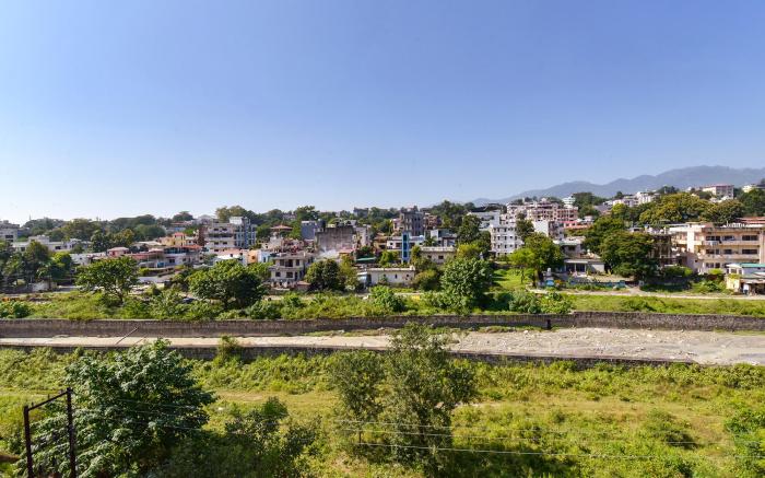 FabHotel Doon Classic Homestay