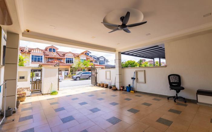 Sweet Home at Klang by HCK