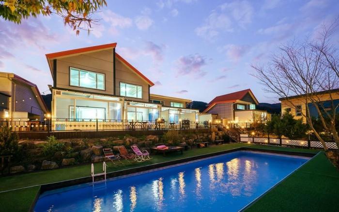 Cheongju Cheongyeongdae Kids Pool Villa