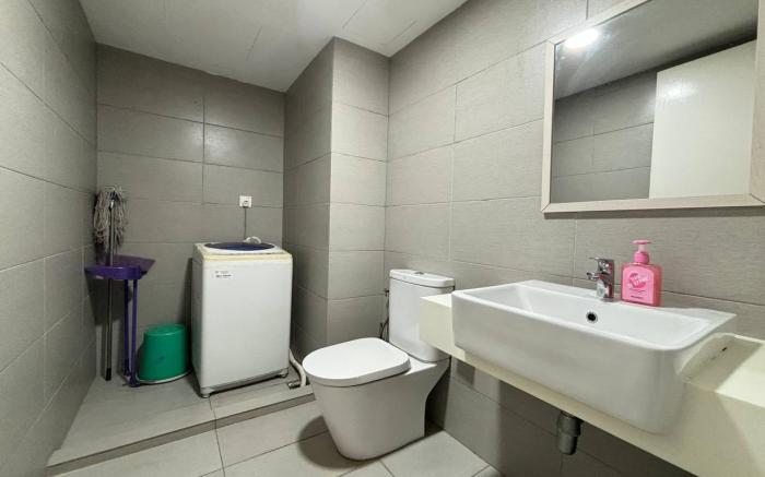 Ekocheras Spacious Cozy NearMRT 26