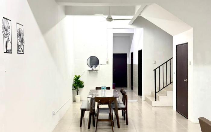 Salak Lestari Homestay Klia/Klia2