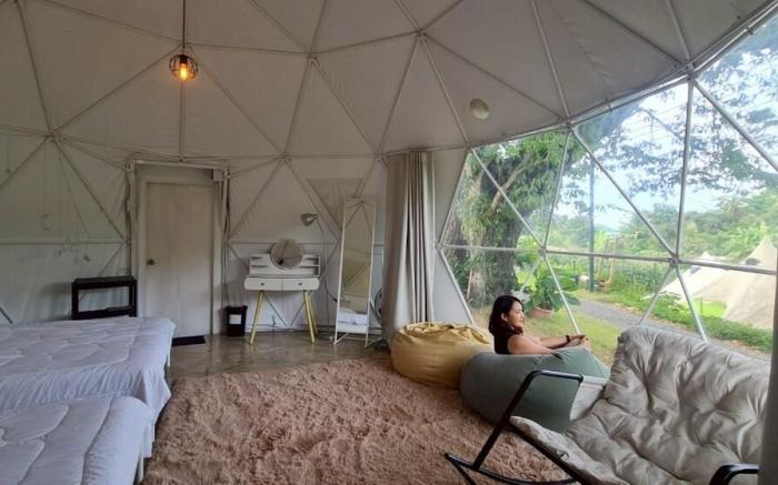 Phuchan Resort & Onsen Camping