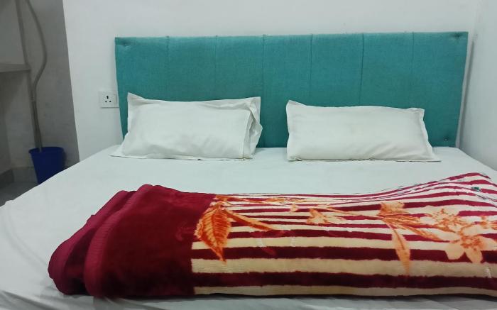 Ramesht paying guest house 