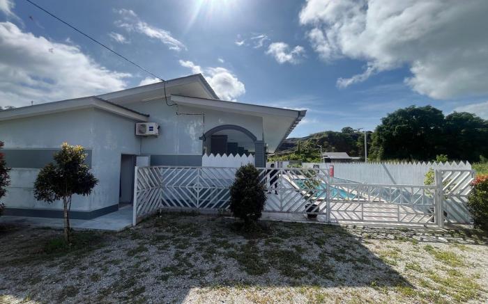 OYO 91220 D Inai Roomstay 