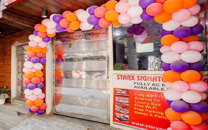 Starx Signature Plaza Near Karkardooma Metro Station