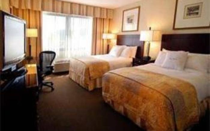 DoubleTree by Hilton Chicago Schaumburg
