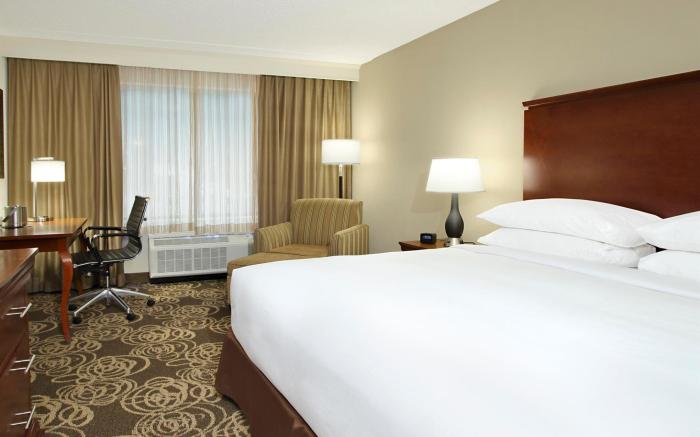 DoubleTree by Hilton Hotel Mahwah