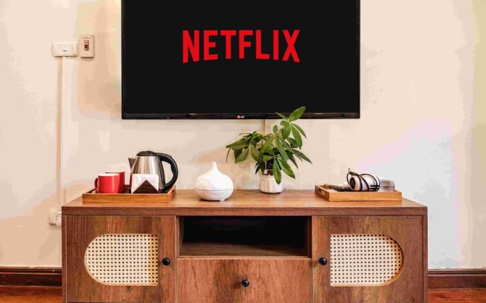 3BR House/1’ to Lake/Kitchen/Laundry/Free Luggage