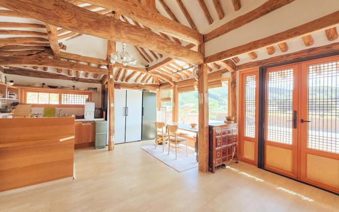 1 hour from Seoul, private hanok in Dangjin