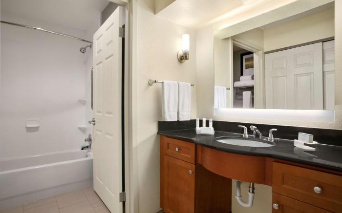 Homewood Suites by Hilton Dallas - Park Central Area