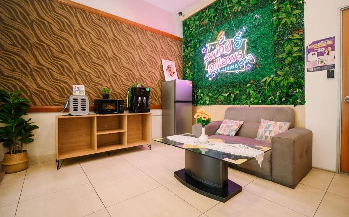 Swing & Pillows @ TRX