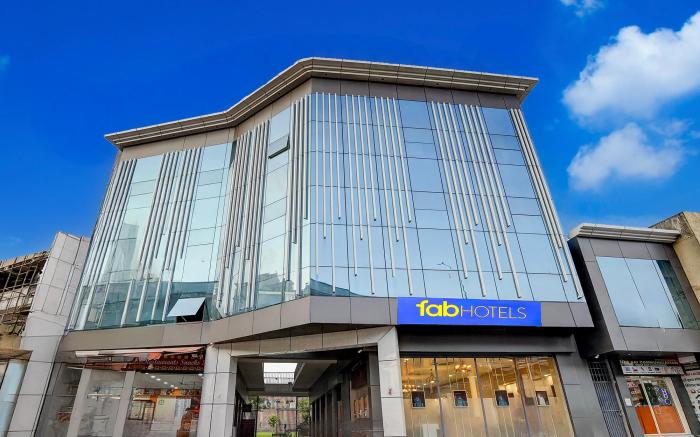 FabHotel The Royal Kishan Complex