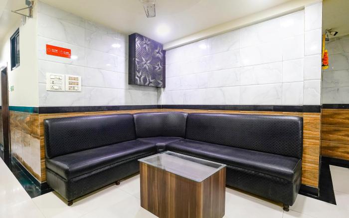 FabHotel Sion Residency