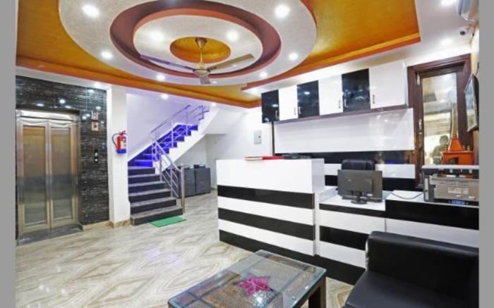 FabHotel Diamond Key