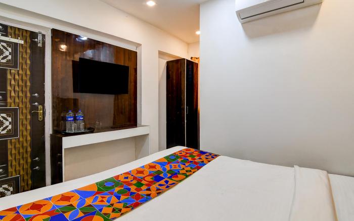 FabHotel Royal Palace Ruby