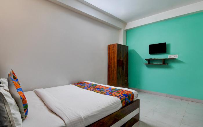 FabHotel Royal Palace Ruby