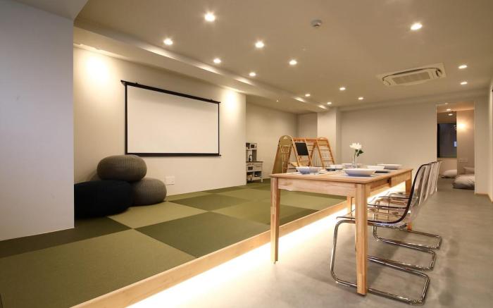 BROOM STAY Umeda West