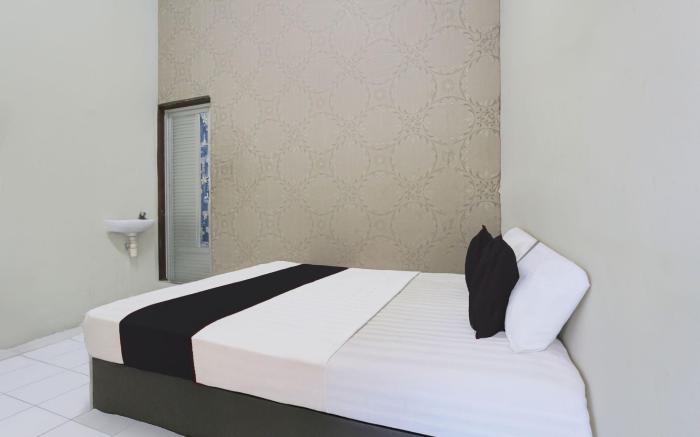 Hotel O Near Tugu Yogyakarta 2 formerly Monjali In