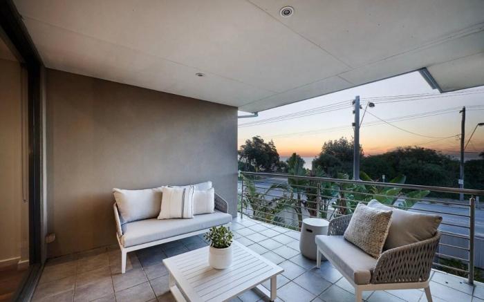 Bayside Melbourne Beachfront Family Home Views