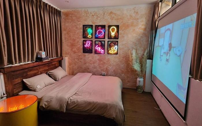 402 Sun Room - Amoureux Homestay