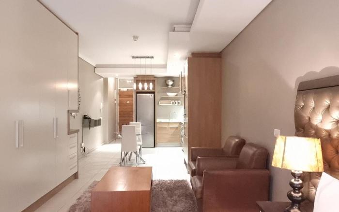 Crystal Towers Apartment Hotel by Century Club