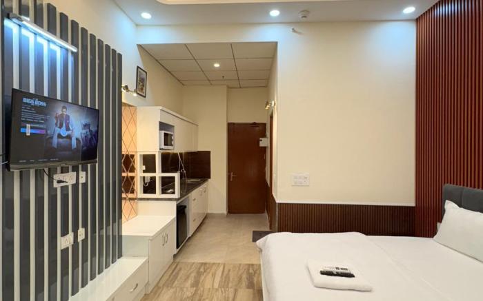 Studio by Trovero The White Castle near Expo Mart 