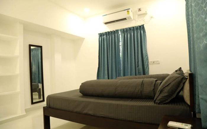 2Bhk T Nagar Flat Central Shopping - Tulsi S1
