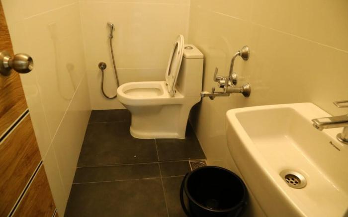 T Nagar 1BHK Studio Shopping Cntrl - G3 Tulsi