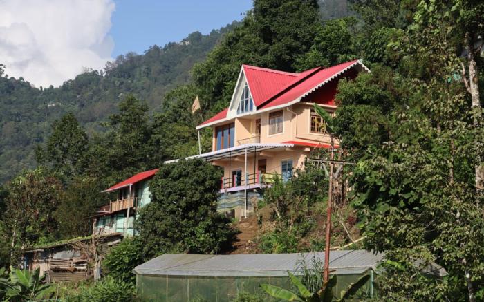 The Silver Tip Farmstay 