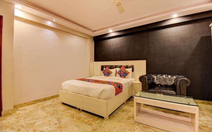 FabHotel Cozzy Inn - Tilak Nagar Main Road, Jayanagar