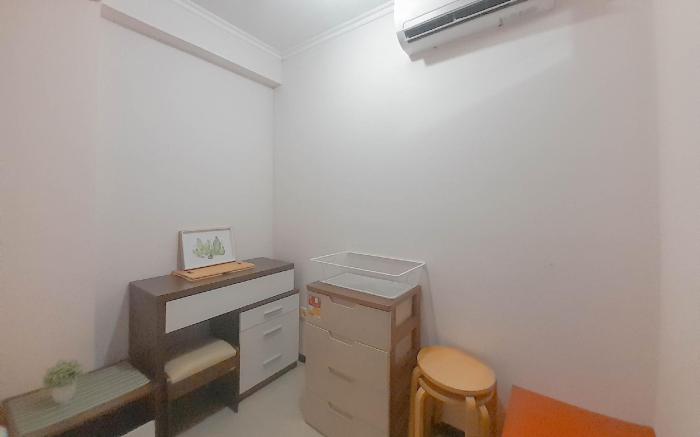 Basic 2BR at Gateway Pasteur Apartment By Travelio