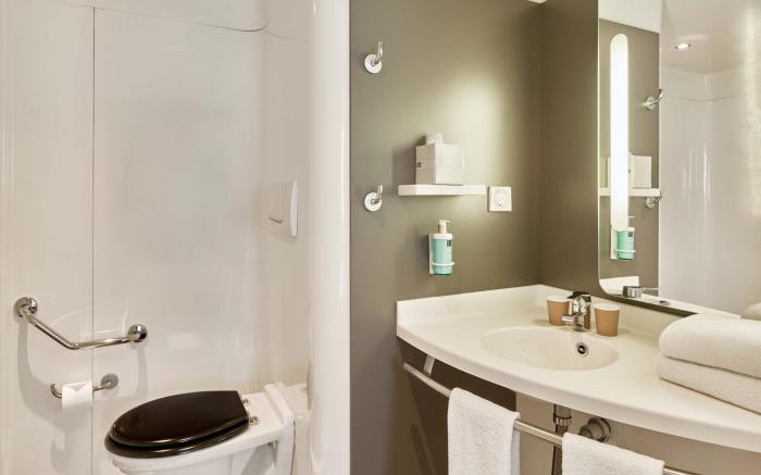 B&B HOME Rueil-Malmaison Gare